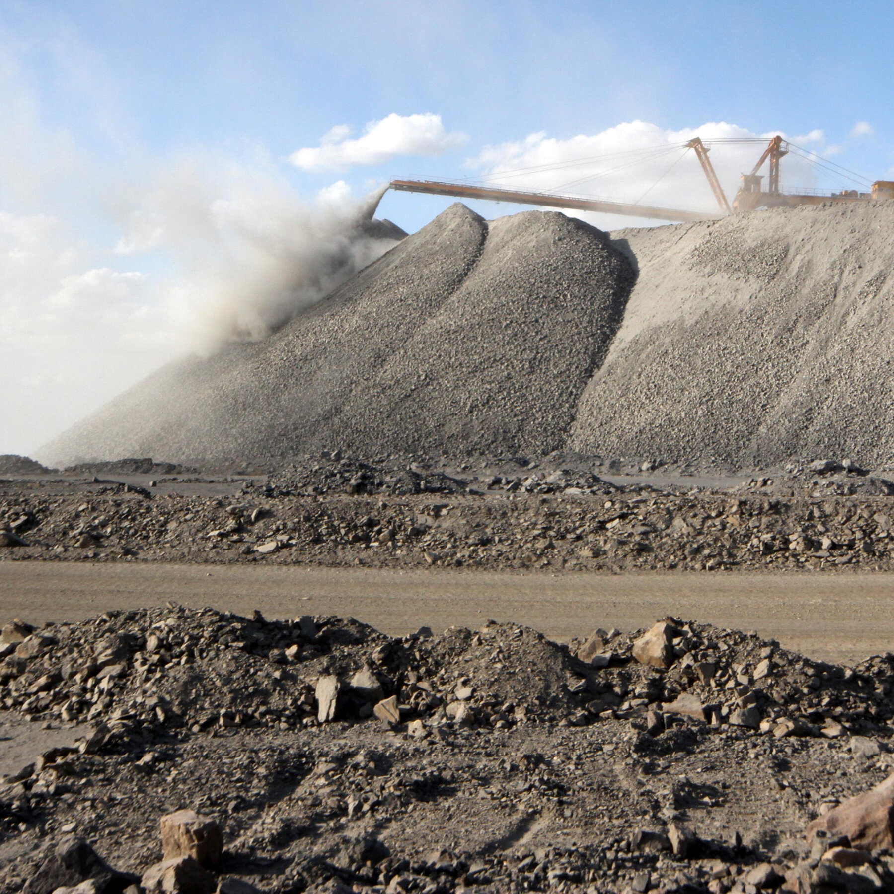 Rare earth mine and mineral processing facility